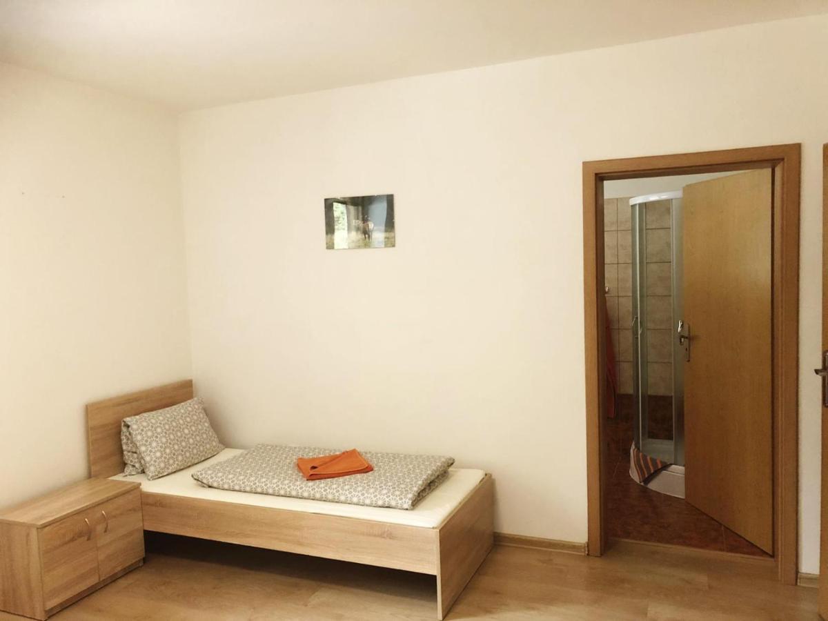 Chata Spalena Sprava Tanapu Zuberec Bagian luar foto