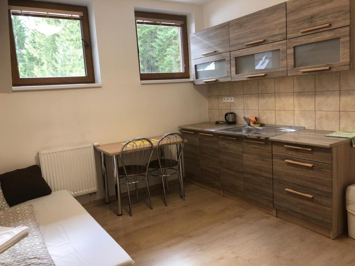 Chata Spalena Sprava Tanapu Zuberec Bagian luar foto